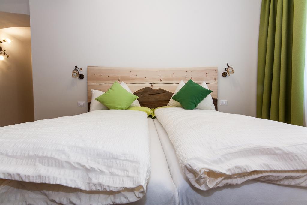 B&B Incanto Cles Room photo